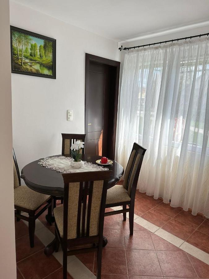 Apartman Emily Apartment Niksic Luaran gambar