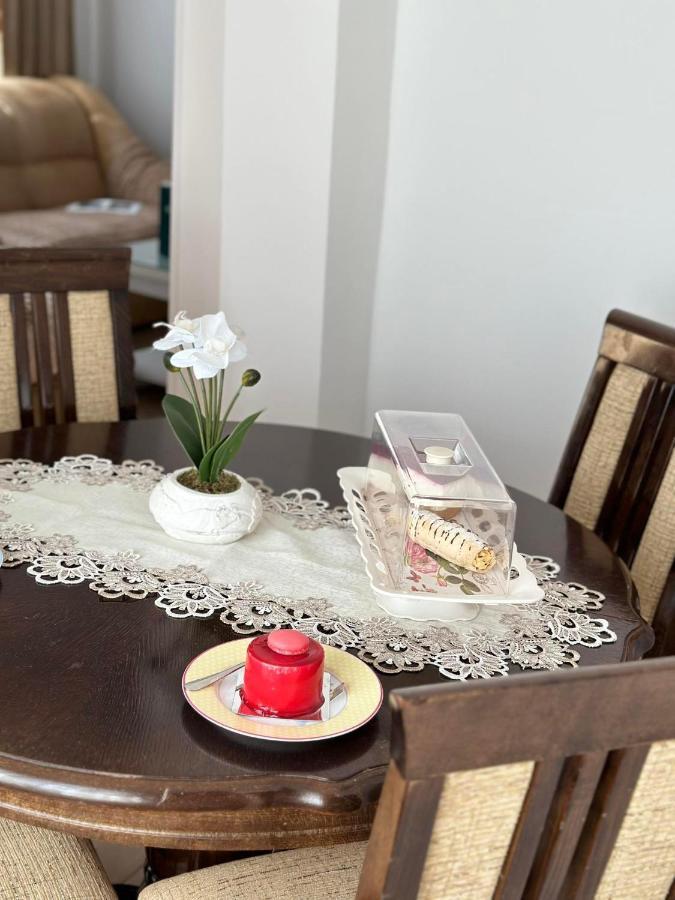 Apartmani Emily & Jully Niksic Luaran gambar