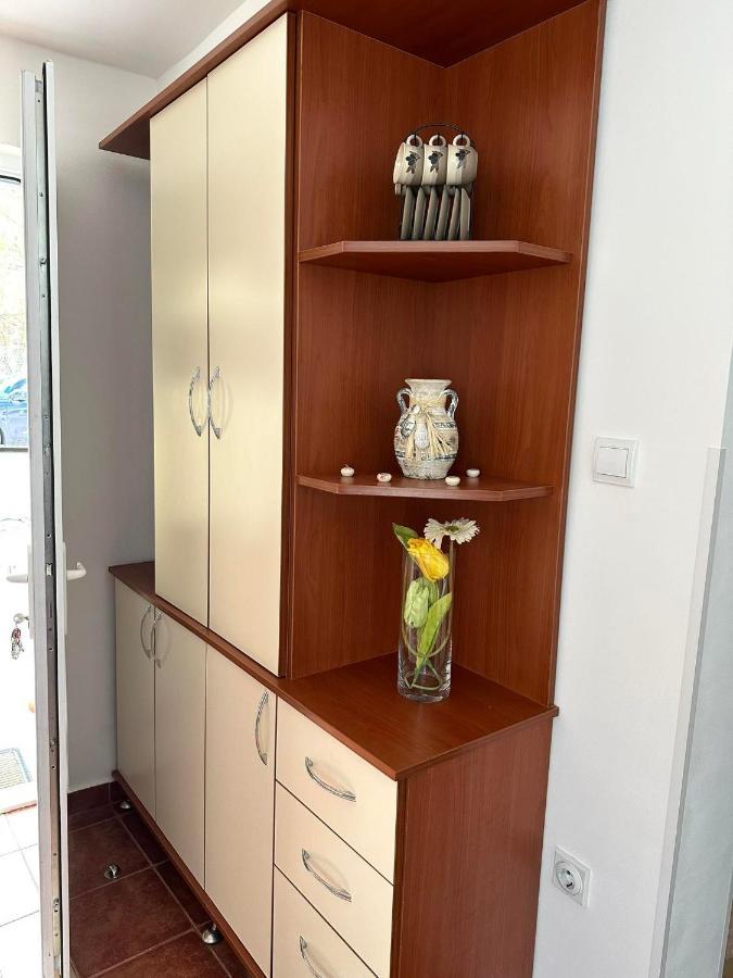 Apartmani Emily & Jully Niksic Luaran gambar