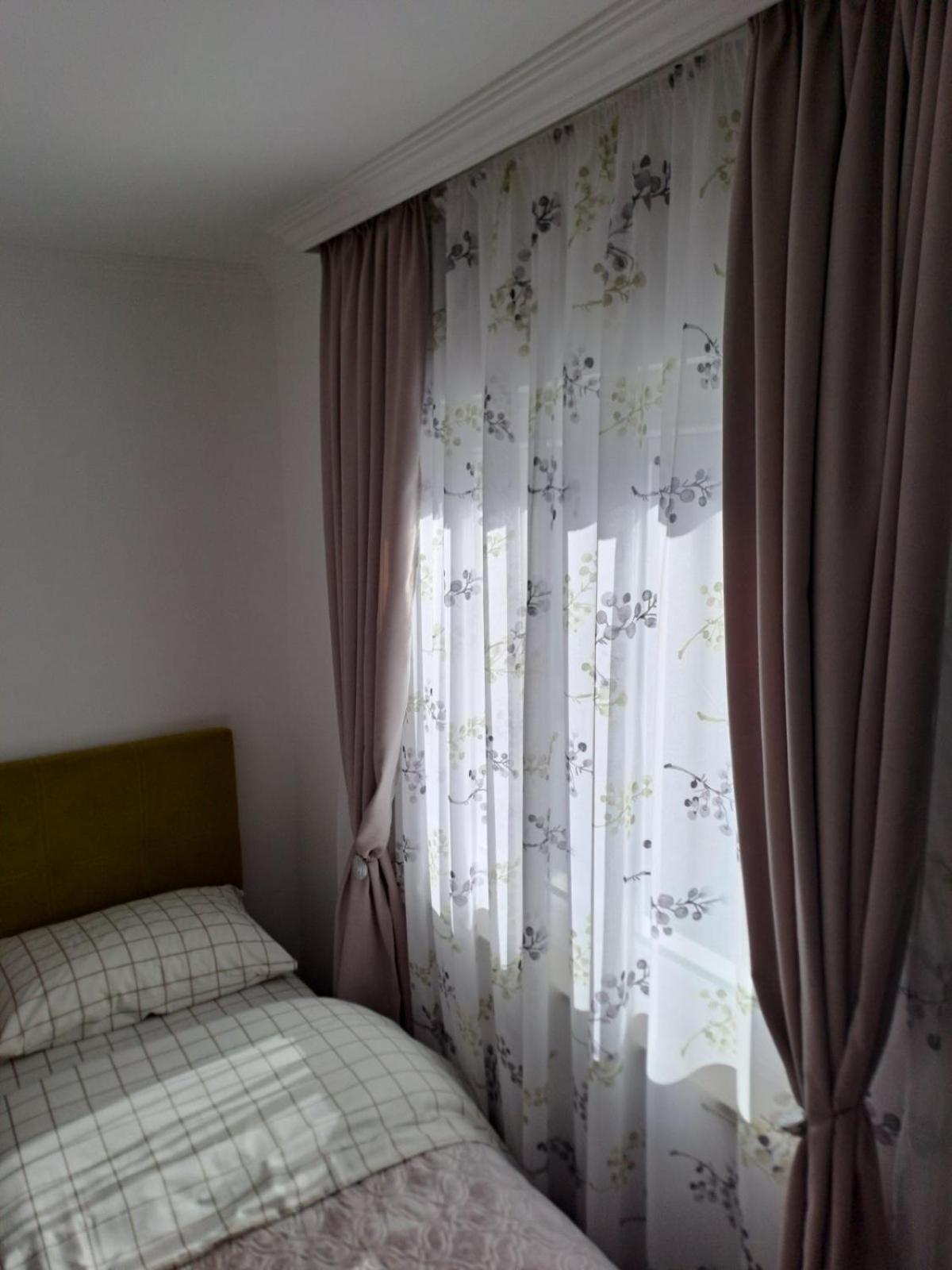 Apartman Emily Apartment Niksic Luaran gambar