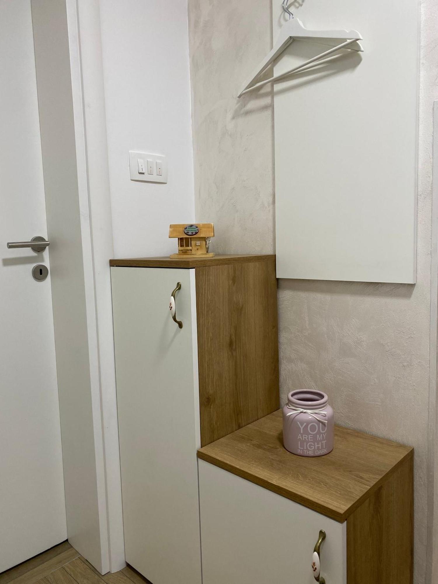 Apartman Emily Apartment Niksic Luaran gambar