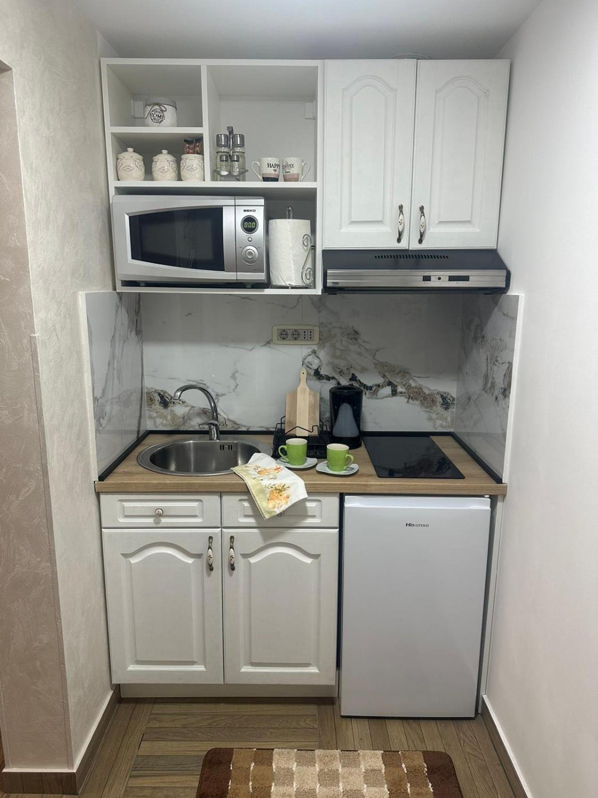 Apartmani Emily & Jully Niksic Luaran gambar